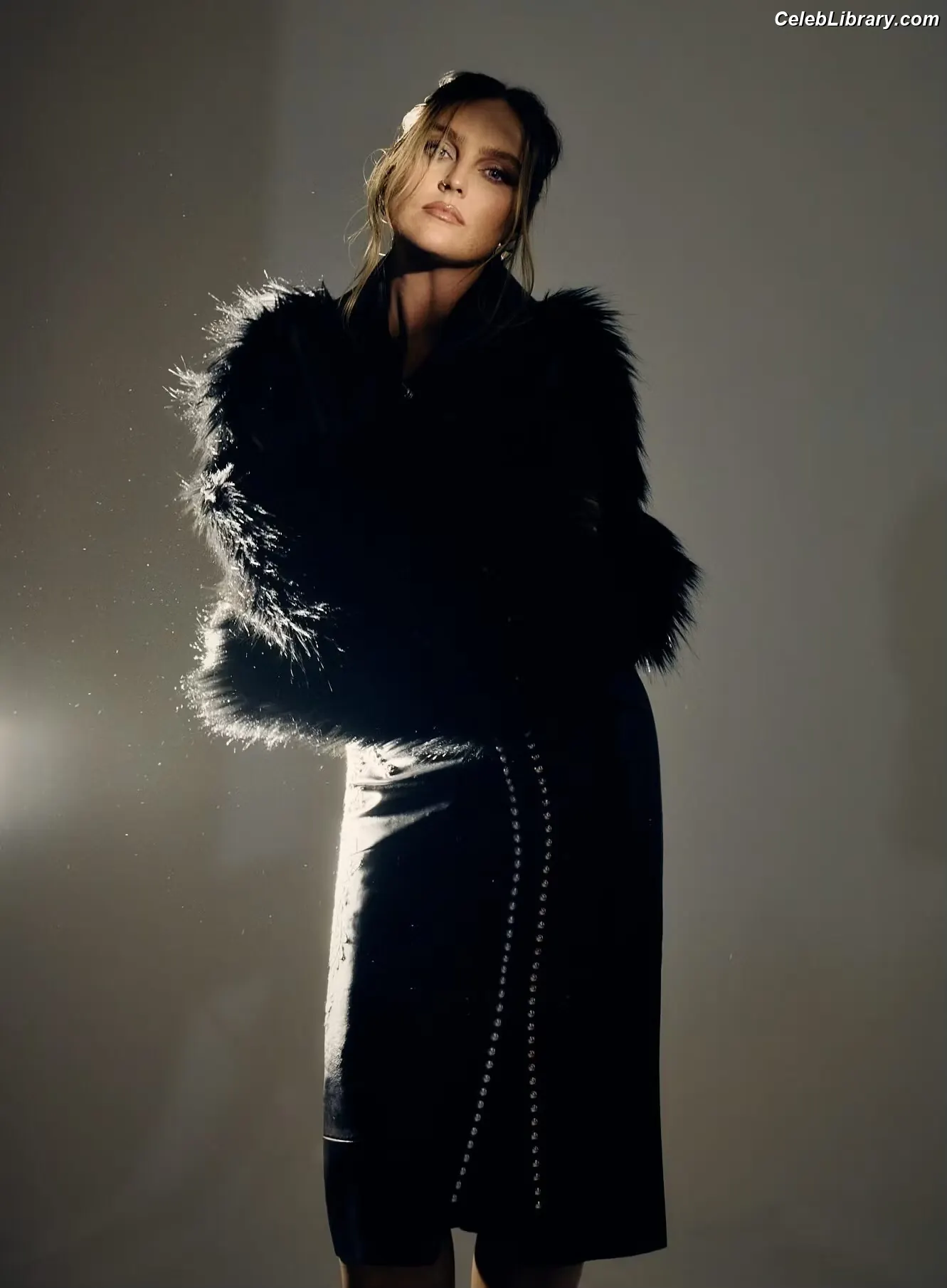Perrie Edwards photo 4 of 321