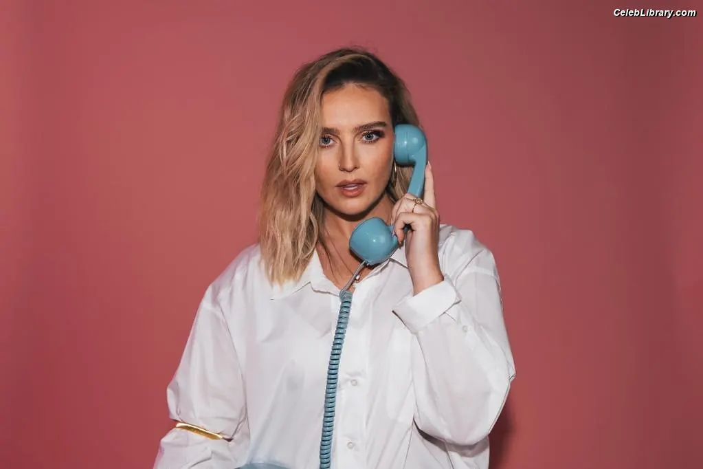 Perrie Edwards photo 2 of 321