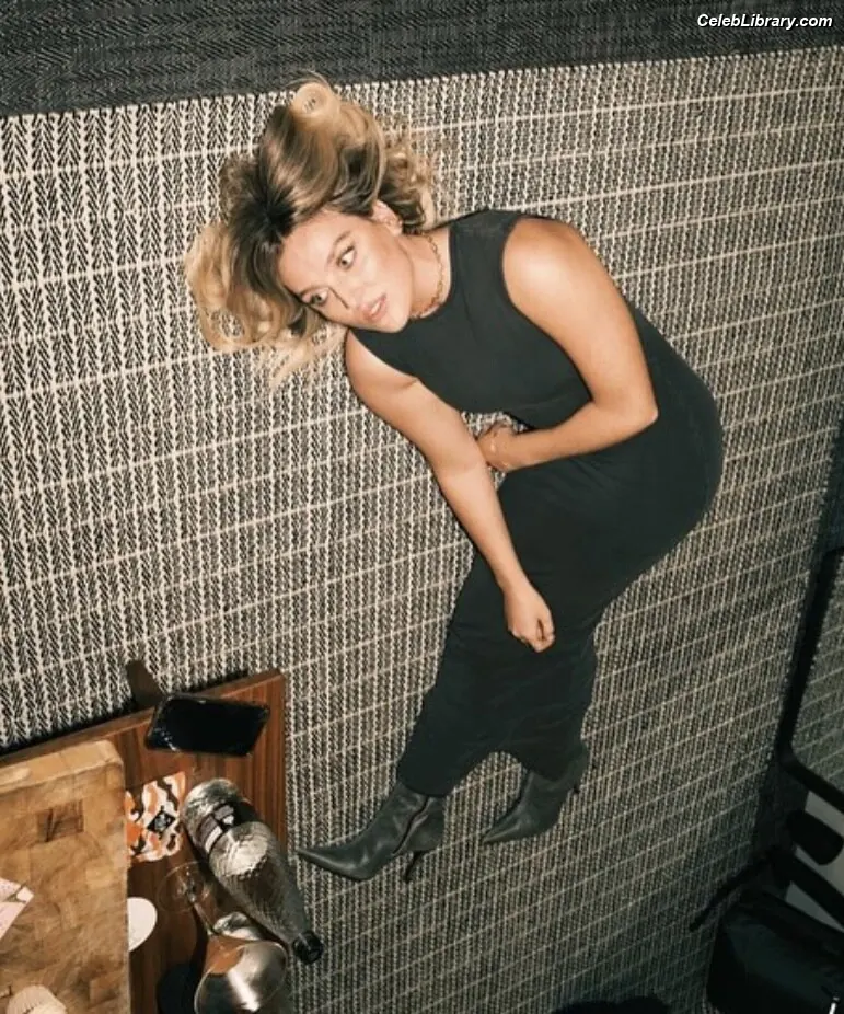 Perrie Edwards photo 8 of 321