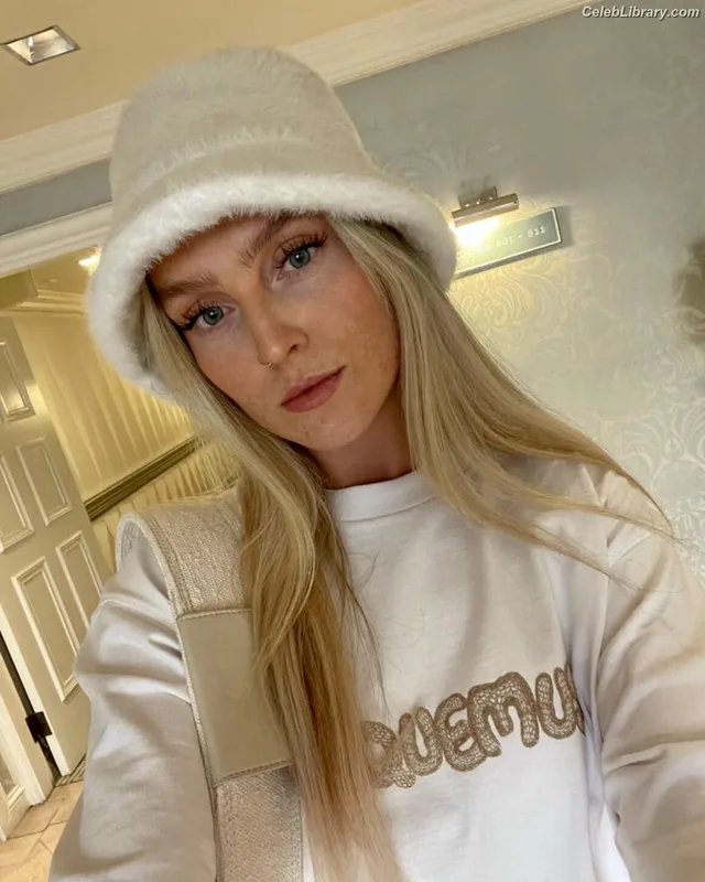 Perrie Edwards photo 10 of 322