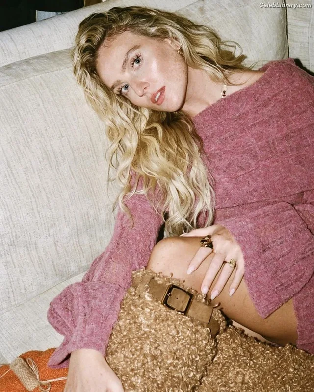 Perrie Edwards photo 13 of 322