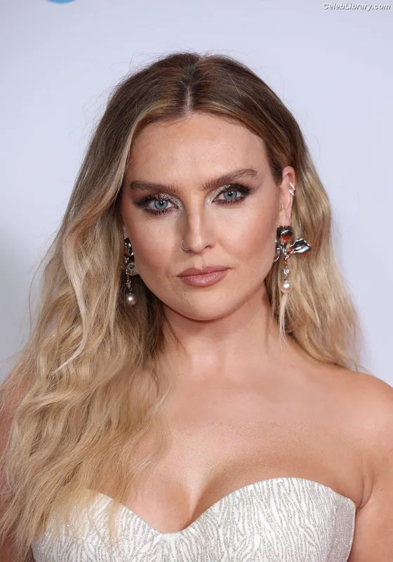 Perrie Edwards photo 8 of 322