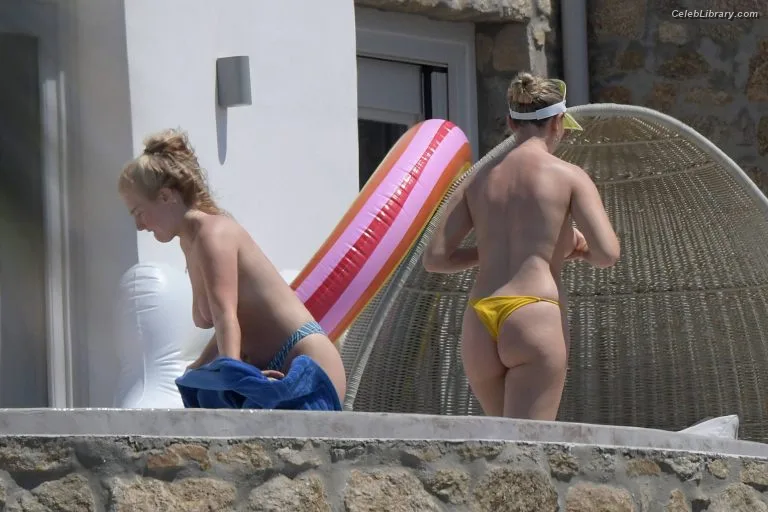 Perrie Edwards photo 22 of 322