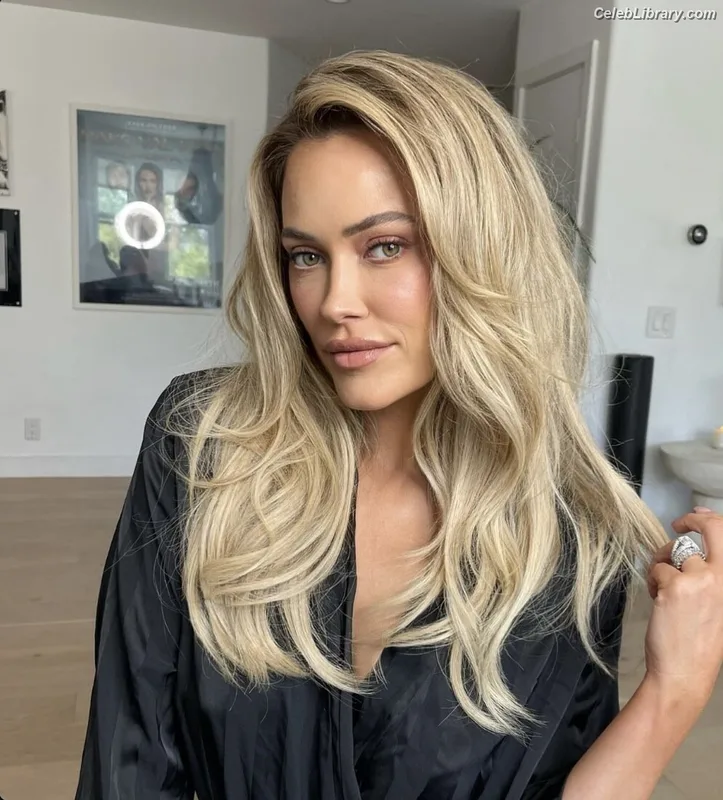 Peta Murgatroyd photo 6 of 10