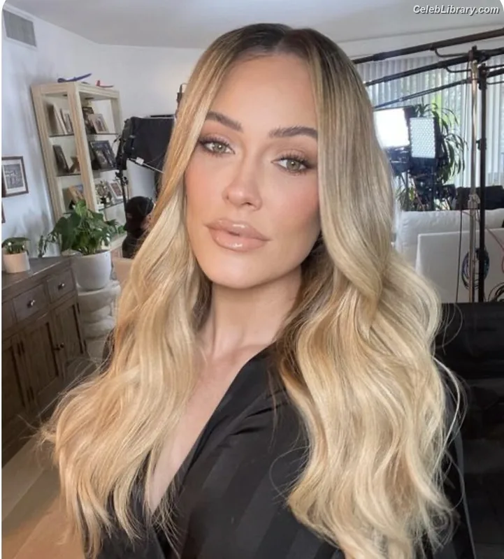 Peta Murgatroyd photo 10 of 10