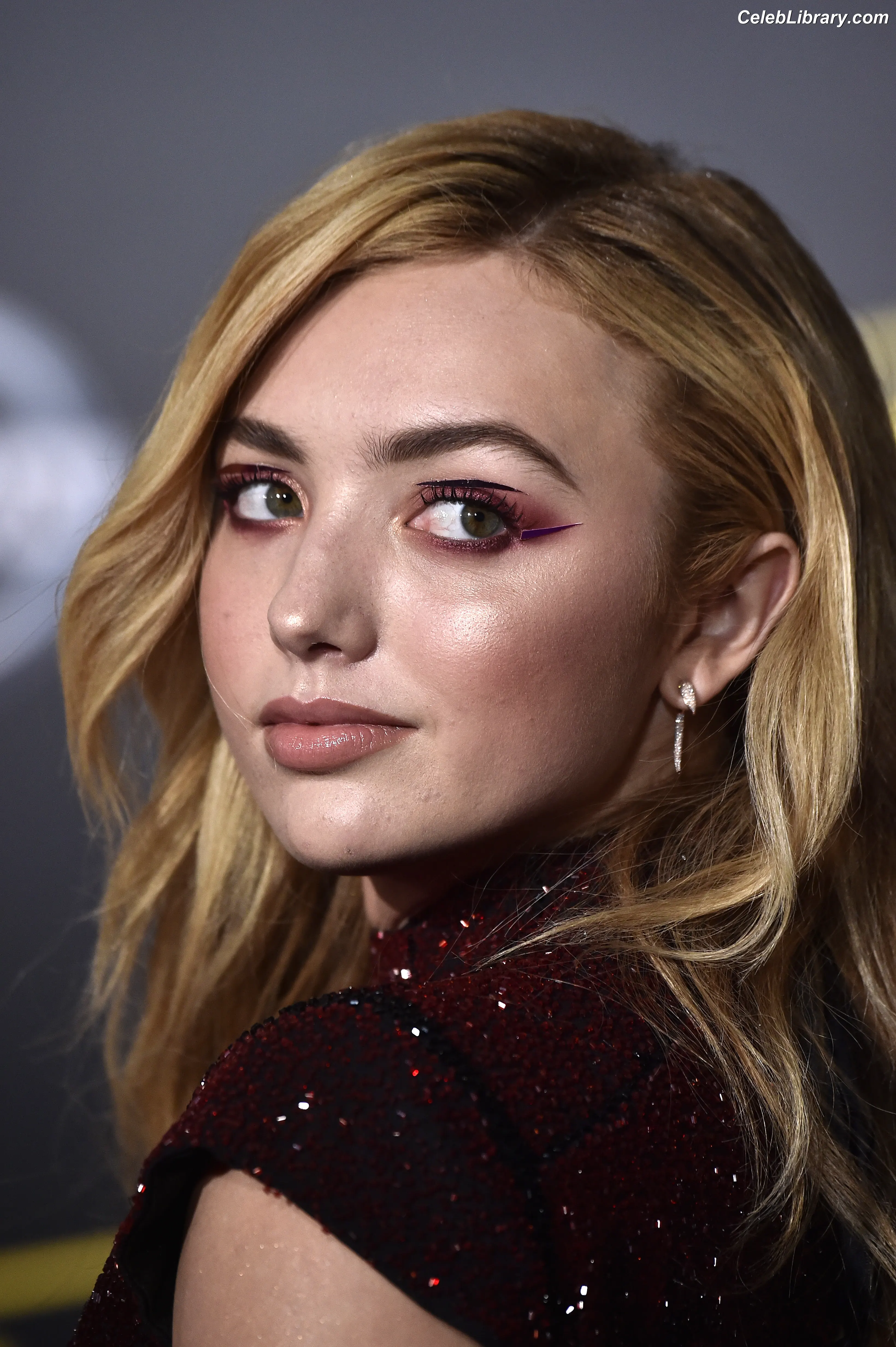 Peyton List photo 2 of 1016