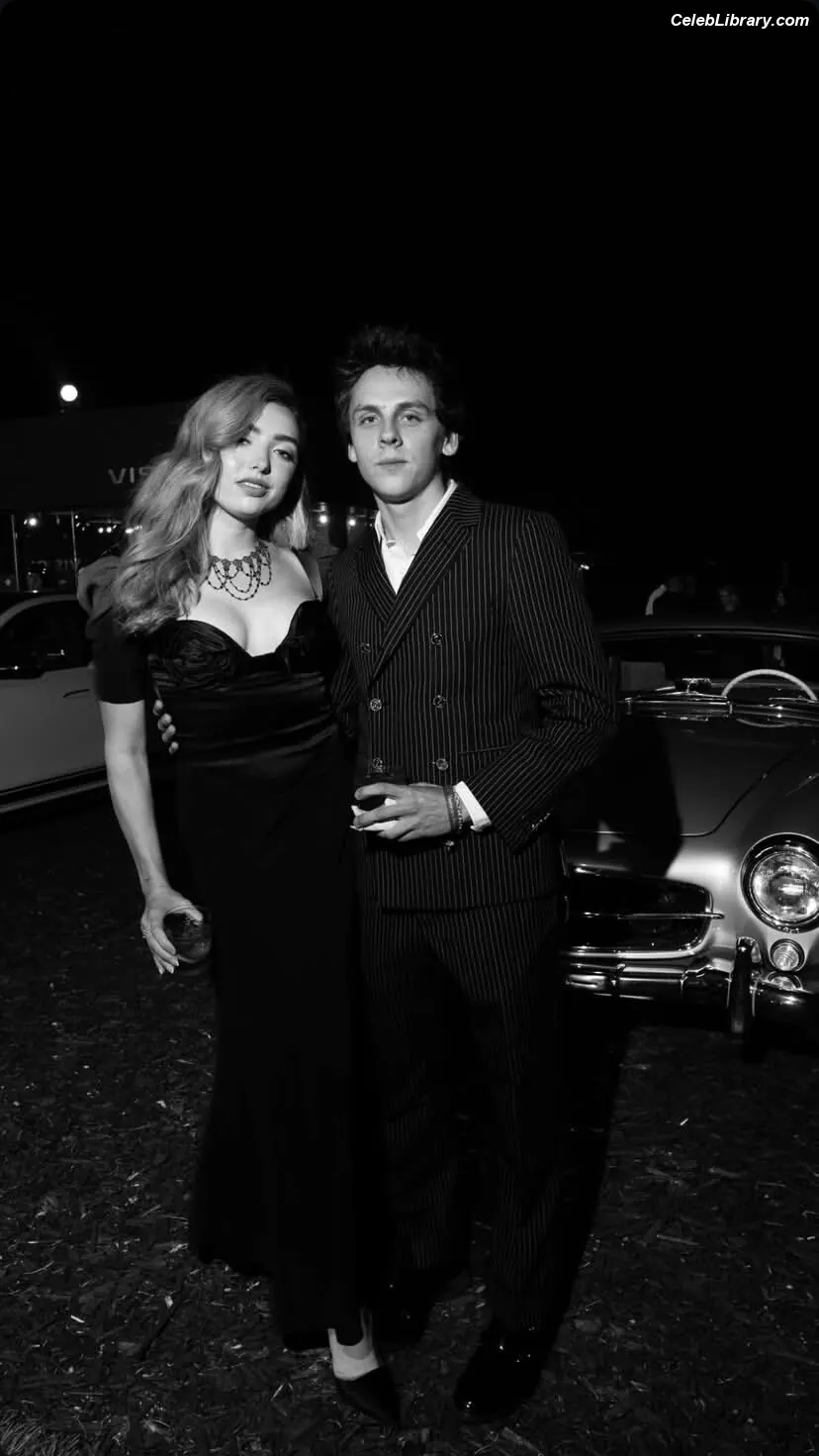 Peyton List photo 2 of 1016
