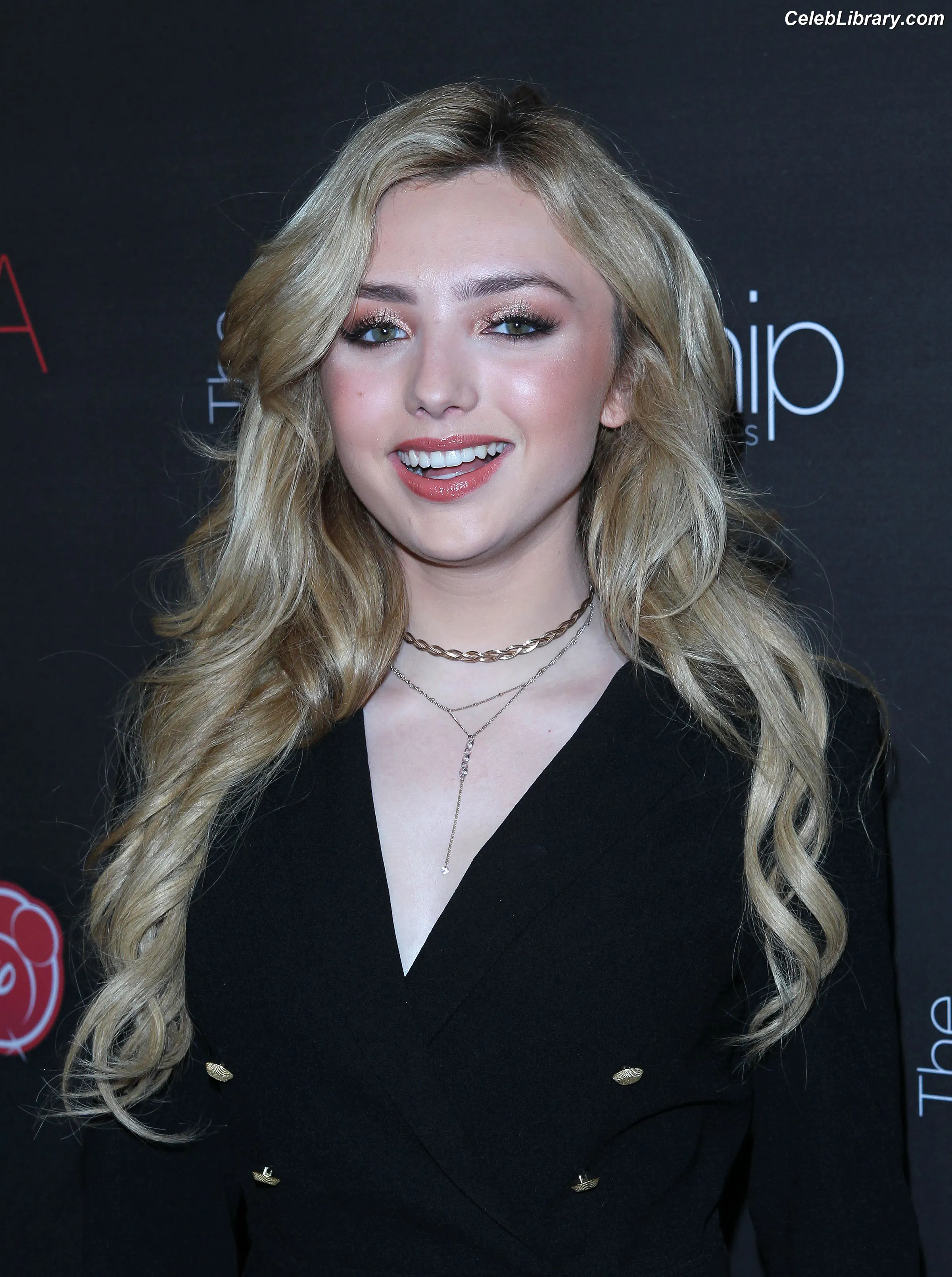 Peyton List photo 23 of 1016