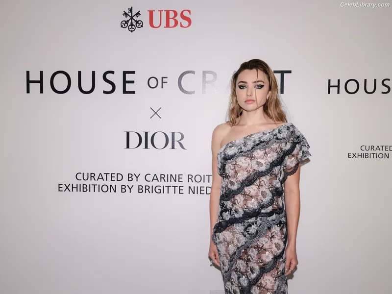 Peyton List photo 1 of 1015
