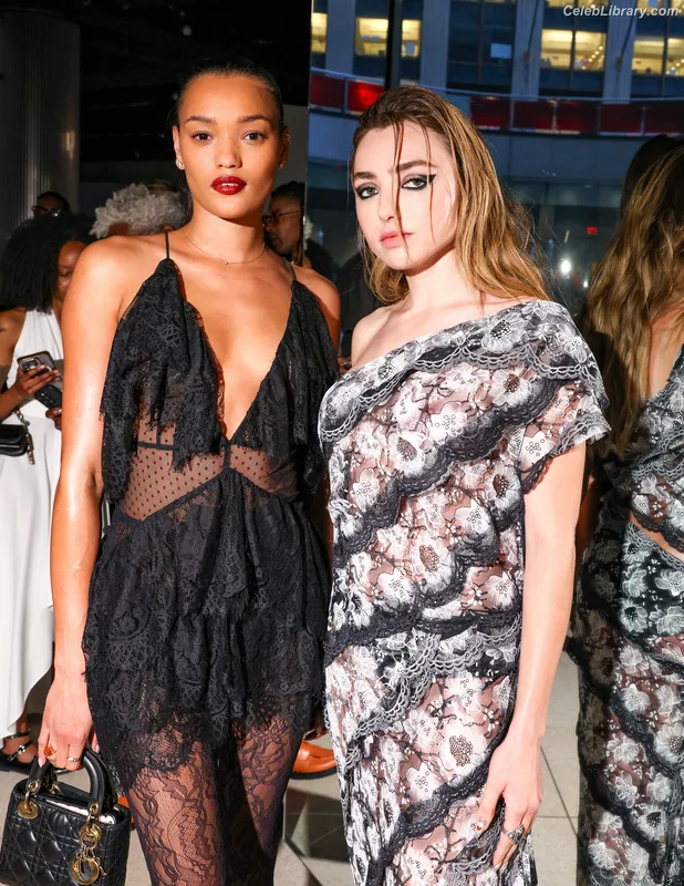 Peyton List photo 2 of 1015