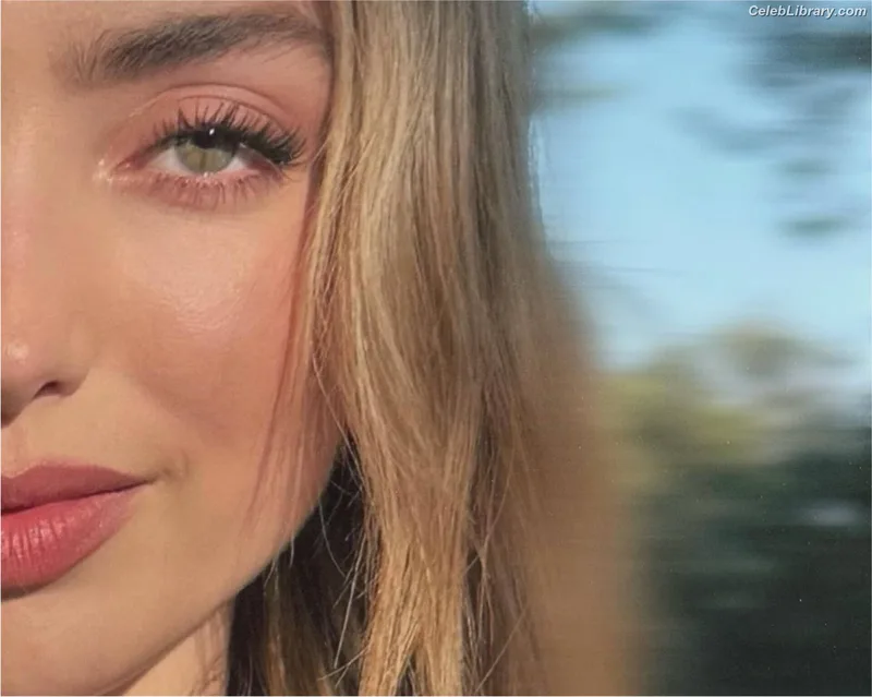 Peyton List photo 9 of 1015