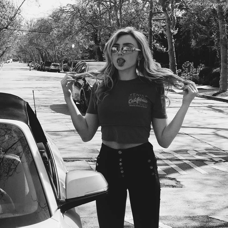 Peyton List photo 10 of 1015