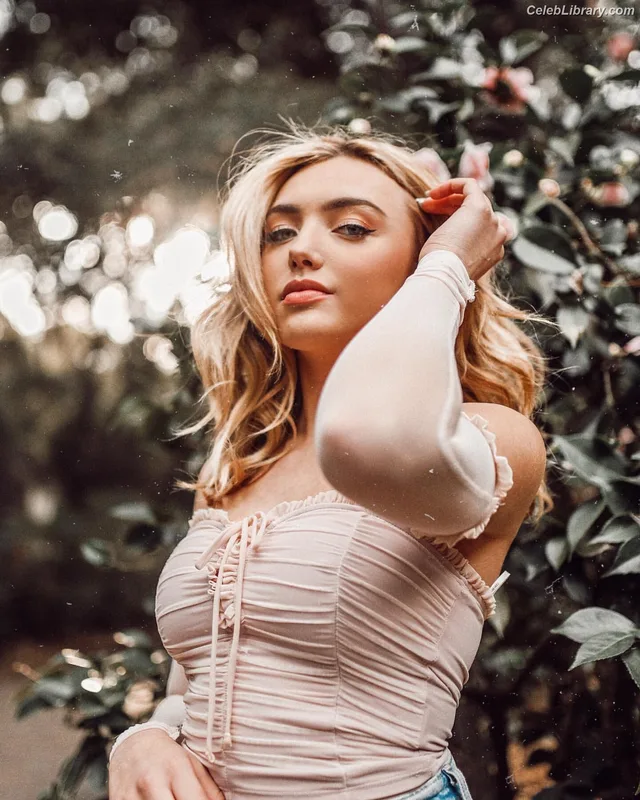 Peyton List photo 22 of 1015