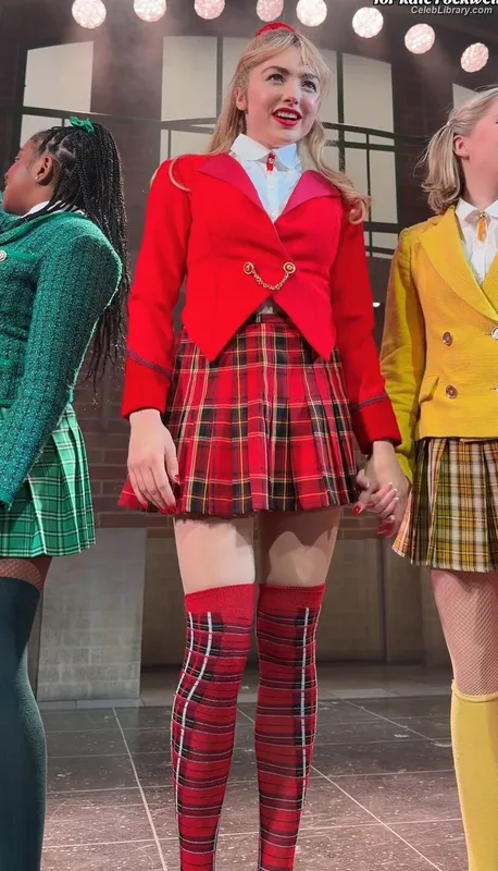Peyton List photo 15 of 1015