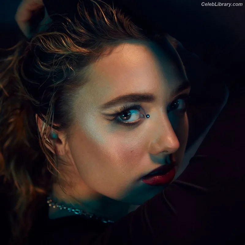 Peyton List photo 15 of 1015