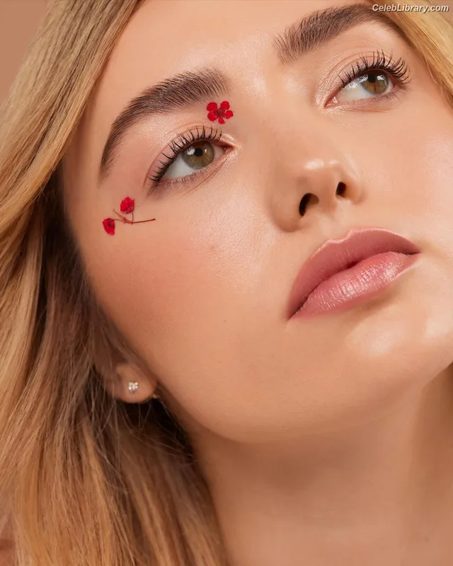 Peyton List photo 19 of 1015