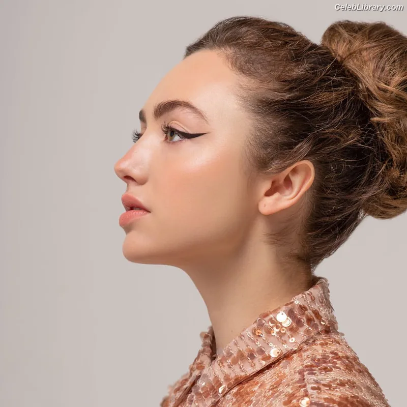 Peyton List photo 7 of 1015