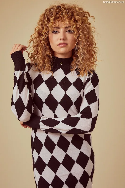 Peyton List photo 5 of 1015