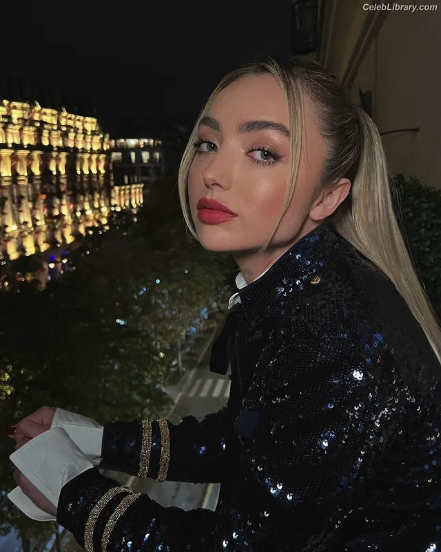 Peyton List photo 18 of 1015
