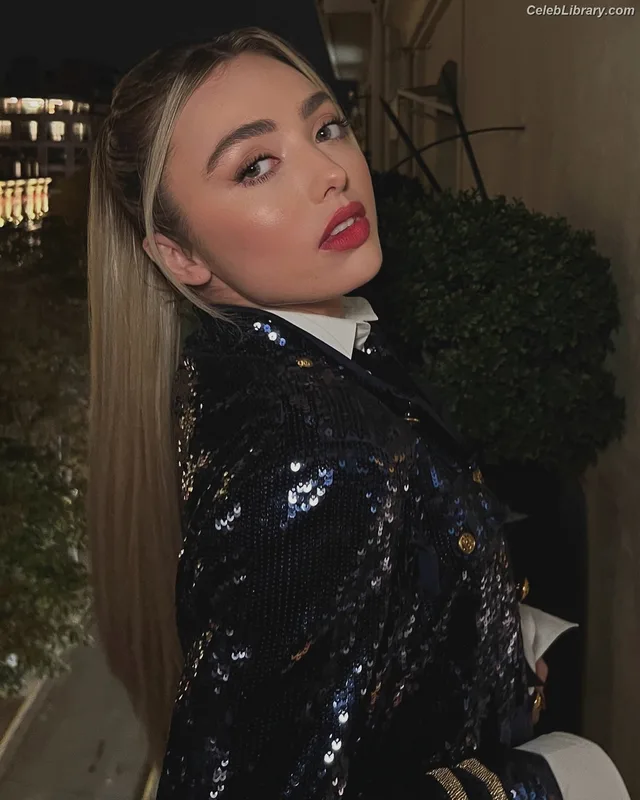Peyton List photo 19 of 1015