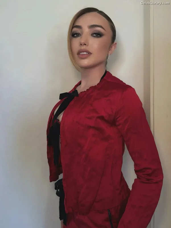 Peyton List photo 24 of 1015