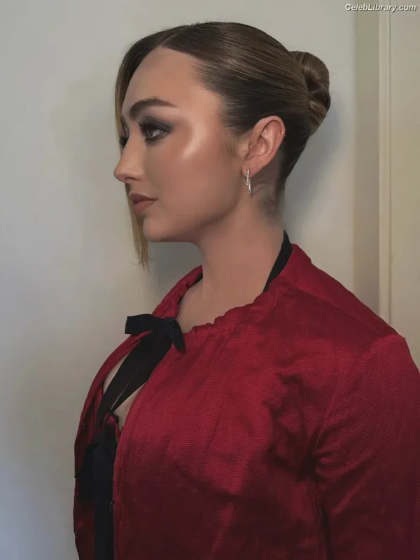 Peyton List photo 4 of 1015