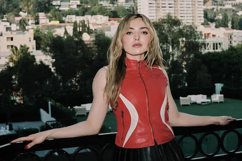 Peyton List photo 23 of 1015