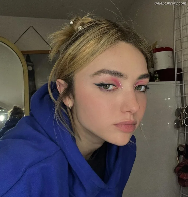 Peyton List photo 22 of 1015
