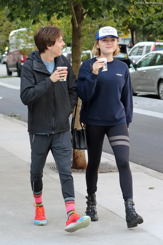 Peyton List photo 2 of 1015