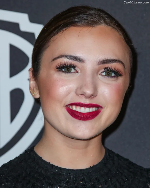 Peyton List photo 6 of 1015