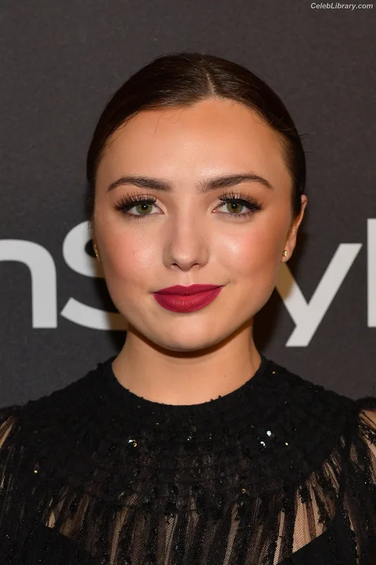Peyton List photo 10 of 1015