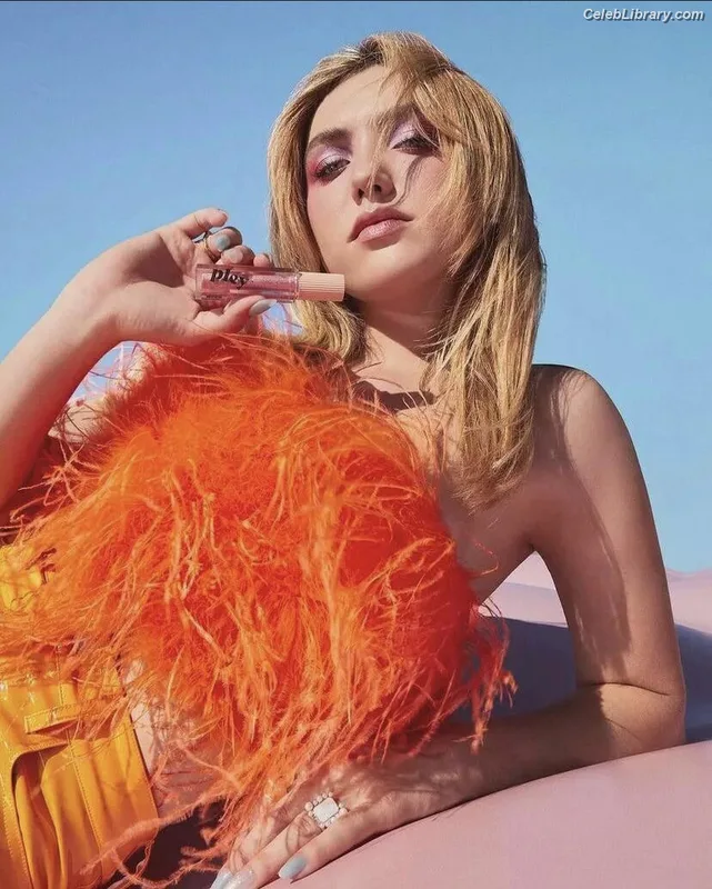 Peyton List photo 12 of 1015