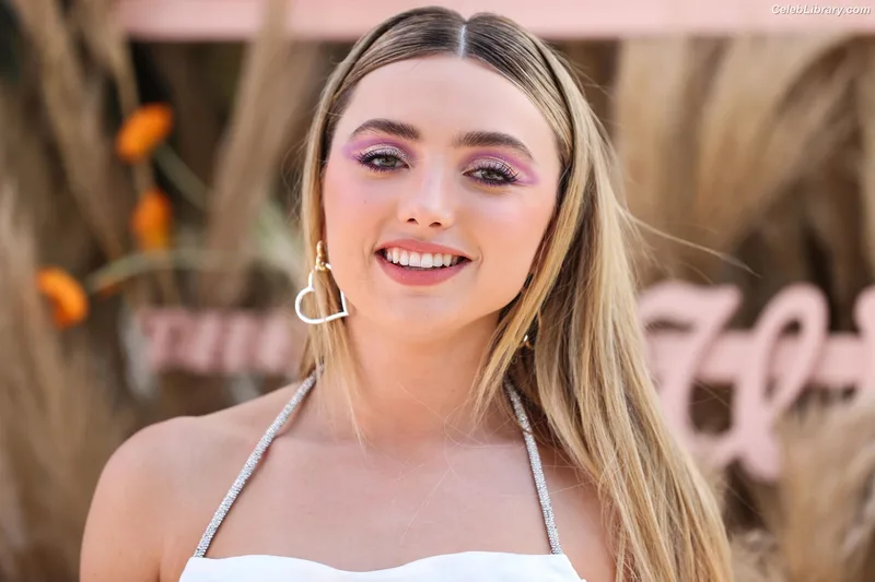 Peyton List photo 5 of 1015