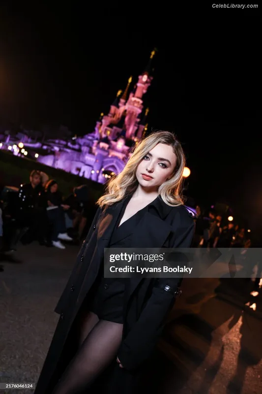 Peyton List photo 5 of 1015