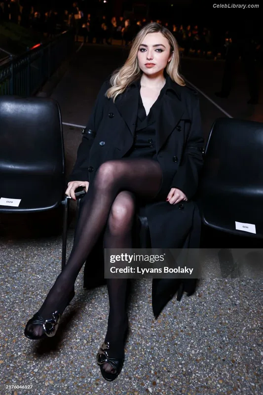 Peyton List photo 6 of 1015