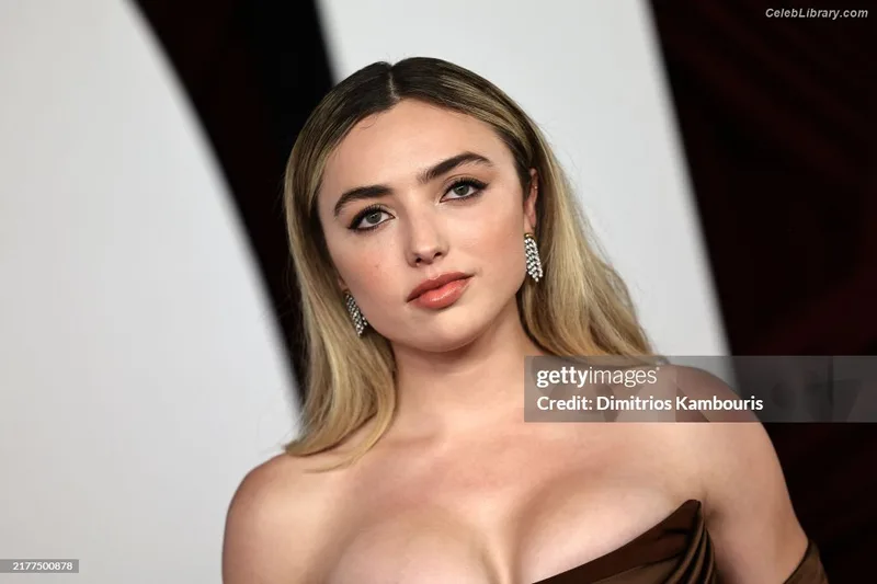 Peyton List photo 21 of 1015