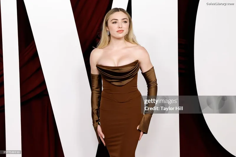 Peyton List photo 9 of 1015
