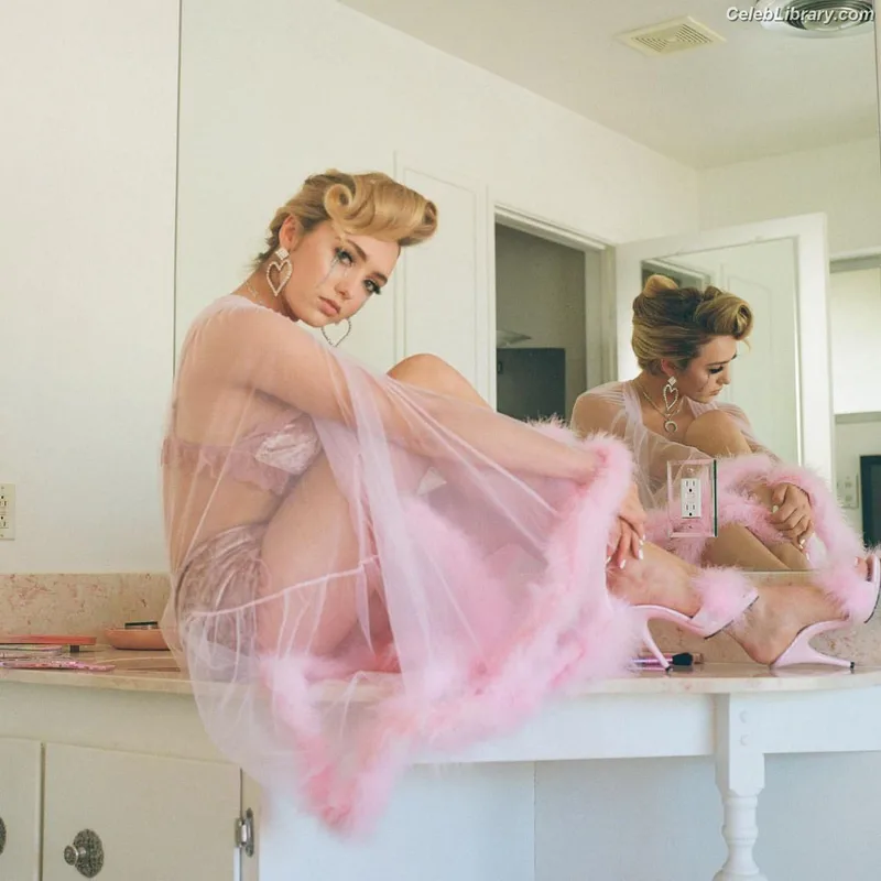 Peyton List photo 23 of 1015