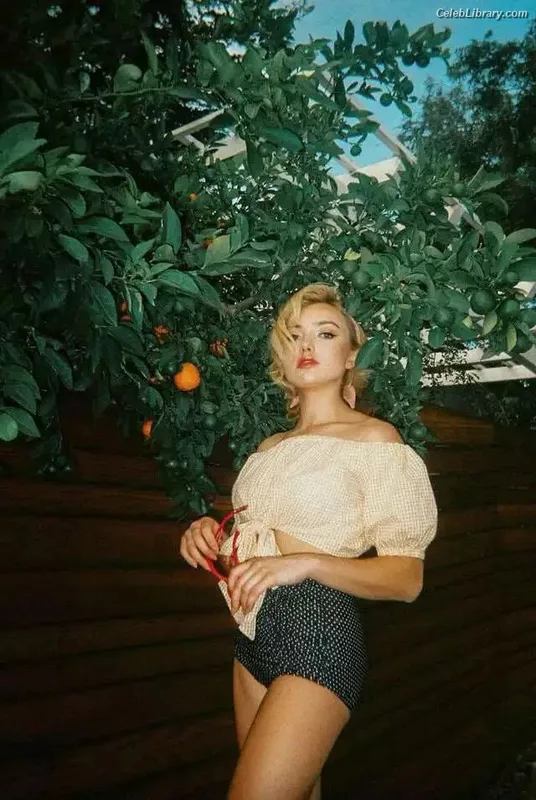 Peyton List photo 7 of 1015
