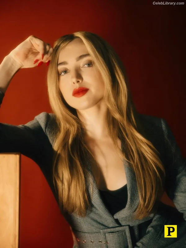 Peyton List photo 1 of 1015