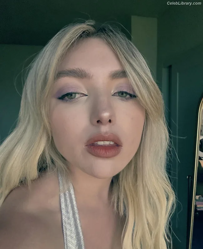 Peyton List photo 8 of 1015