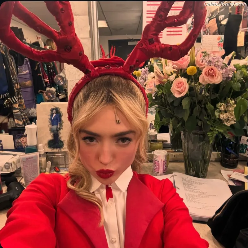 Peyton List photo 2 of 1015