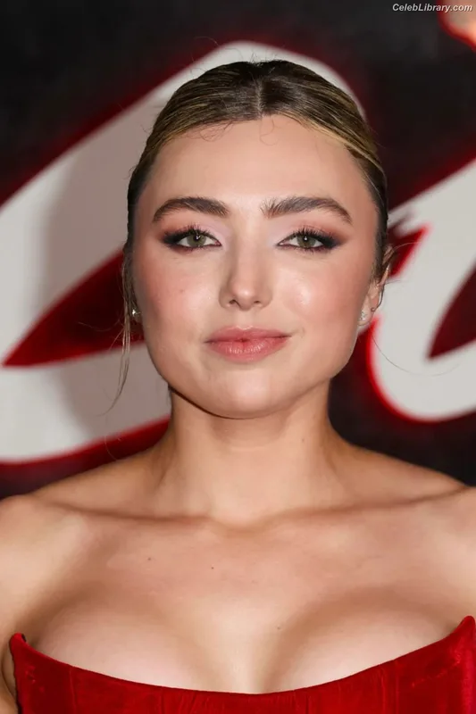 Peyton List photo 16 of 1015