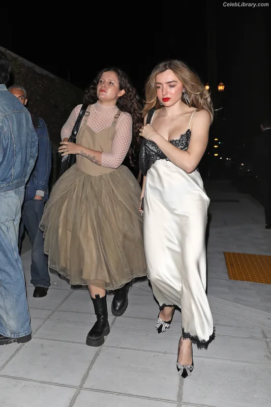 Peyton List photo 1 of 1015