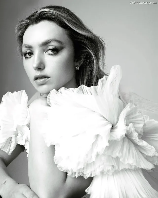 Peyton List photo 4 of 1015