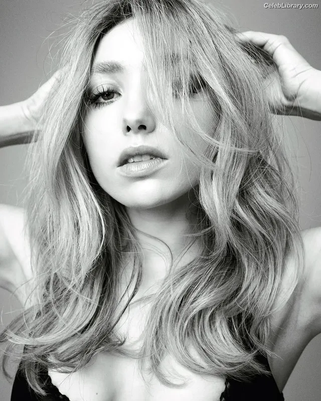 Peyton List photo 9 of 1015