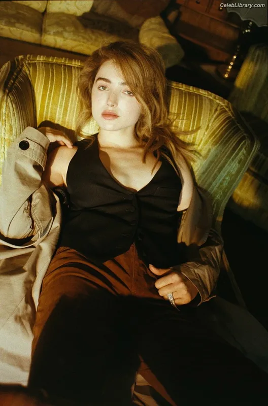 Peyton List photo 13 of 1015