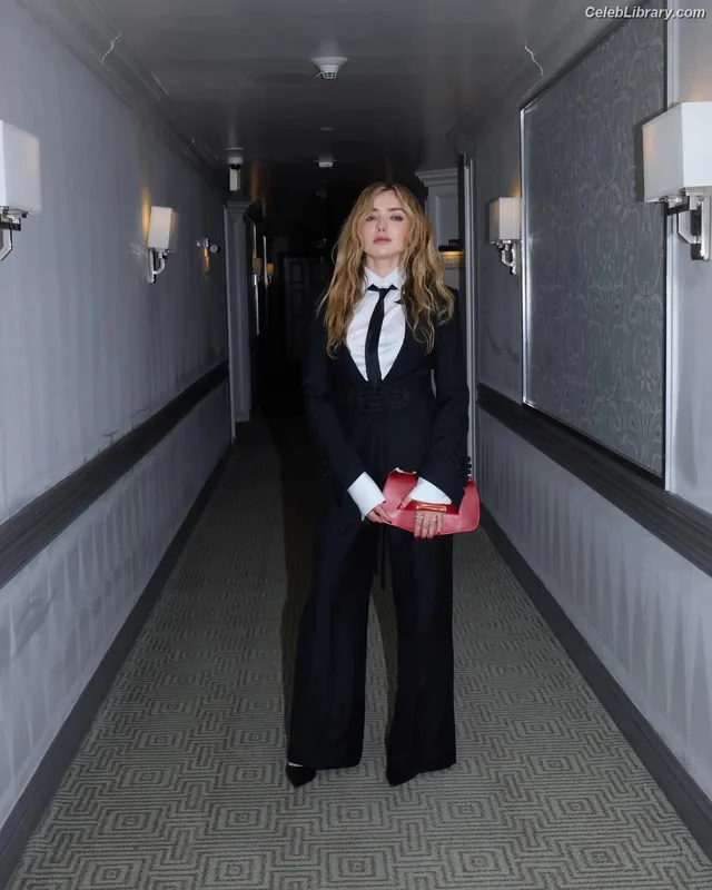 Peyton List photo 1 of 1015