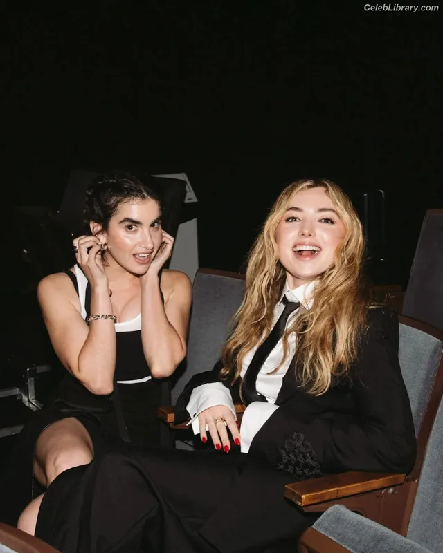 Peyton List photo 7 of 1015