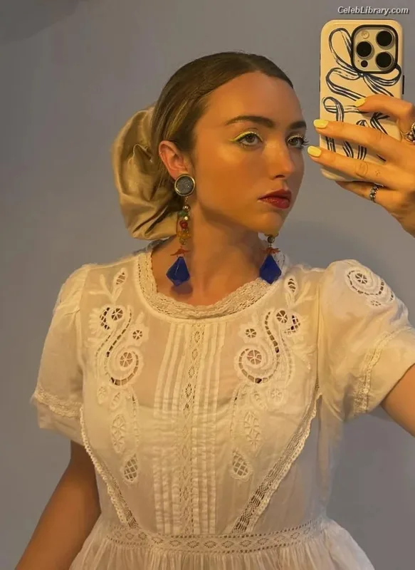 Peyton List photo 14 of 1015